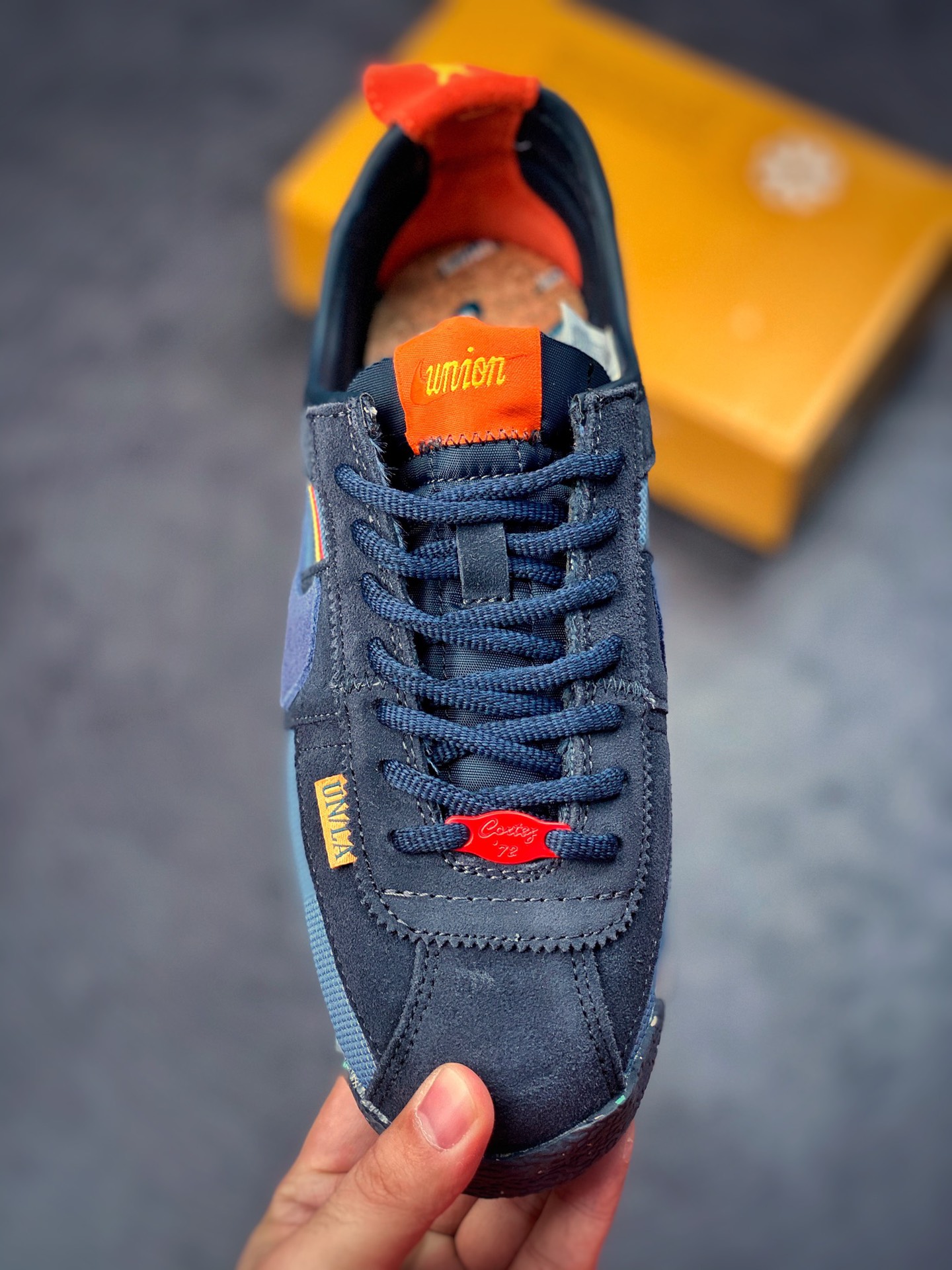190 Union x Nike Cortez 重磅联名 整体延续 Nike Cortez 传统的「阿甘鞋」造型DR1413-009
