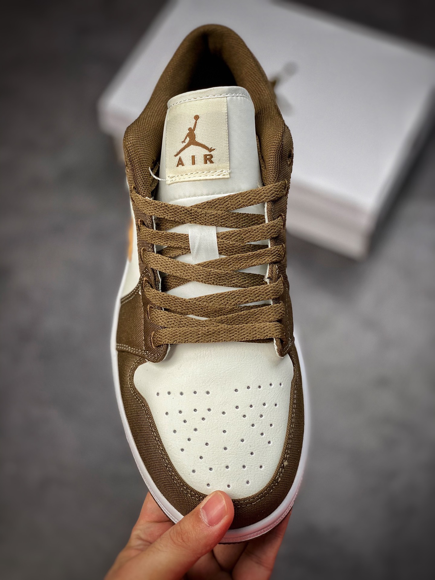 200 Air Jordan 1 Low 摩卡刺绣 AJ1乔1低帮休闲板鞋 DV0426-301