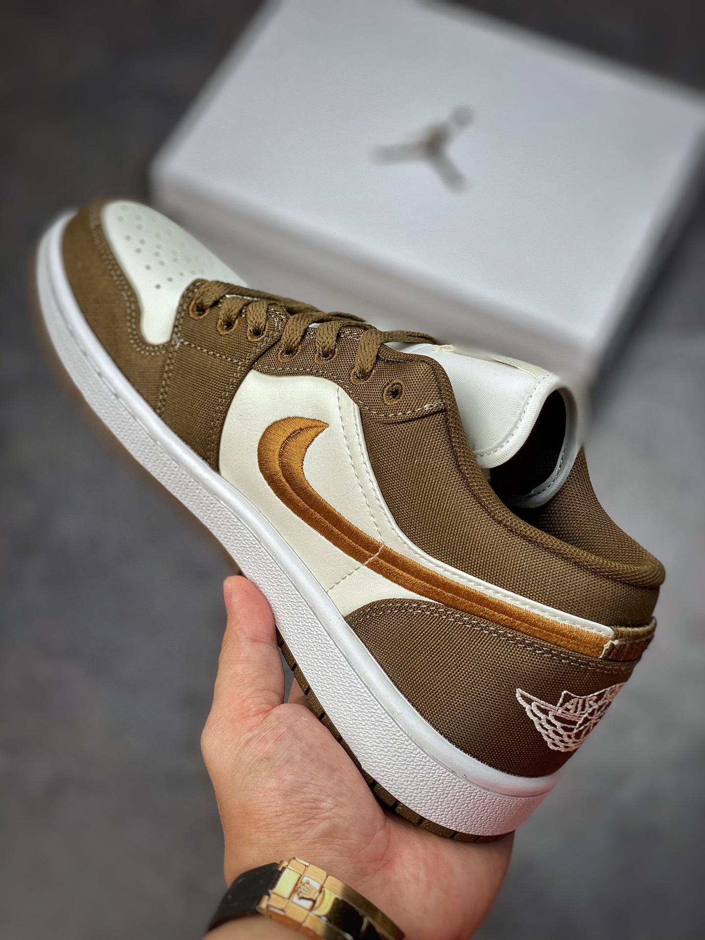 200 Air Jordan 1 Low 摩卡刺绣 AJ1乔1低帮休闲板鞋 DV0426-301