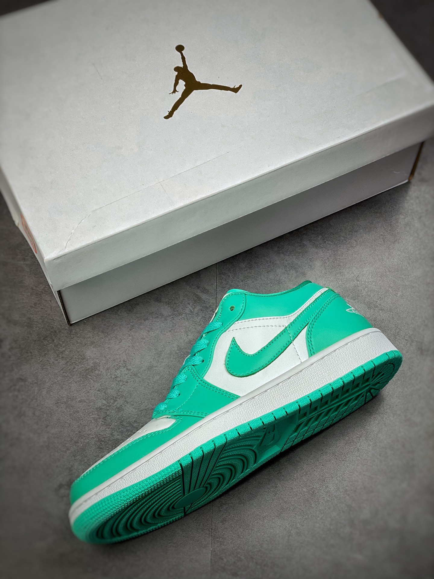 200 Air Jordan 1 Low 薄荷绿  AJ1乔1低帮休闲板鞋DC0774-132