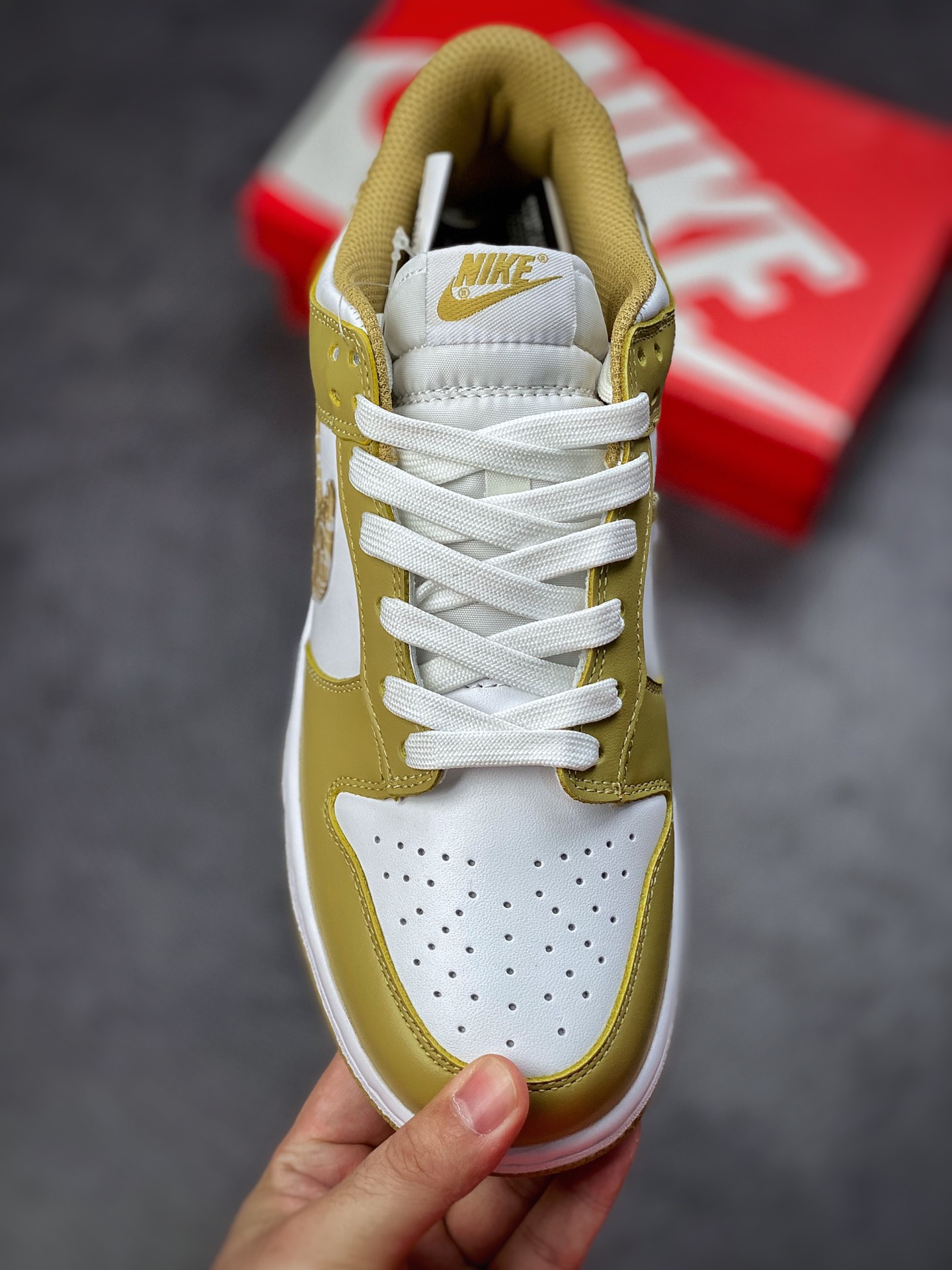 300 Nike SB Dunk Low “Yellow Paisley” 白黄腰果花 DH4401-104