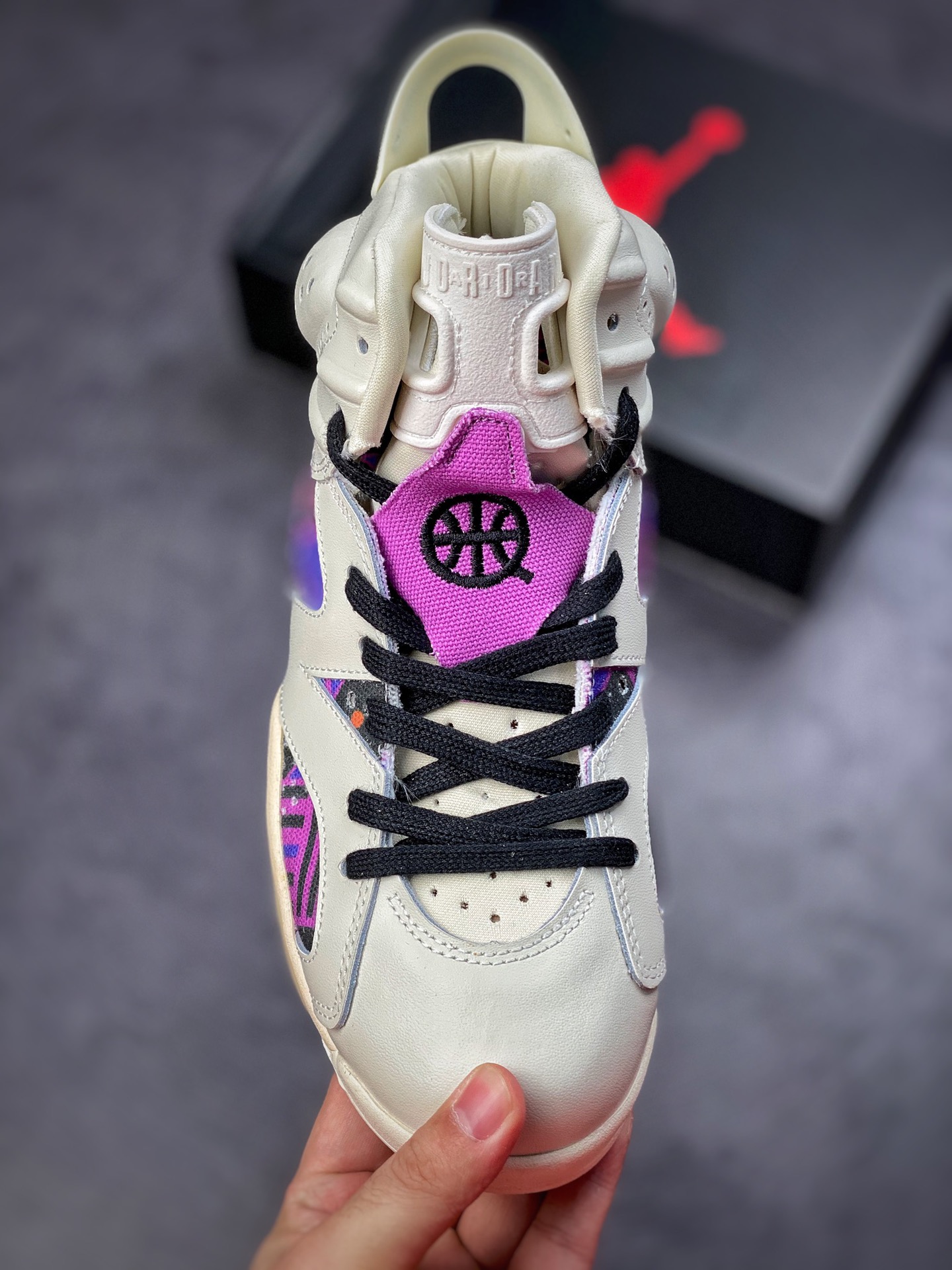 280 Air Jordan 6 Retro 卡其紫  CZ4152-101