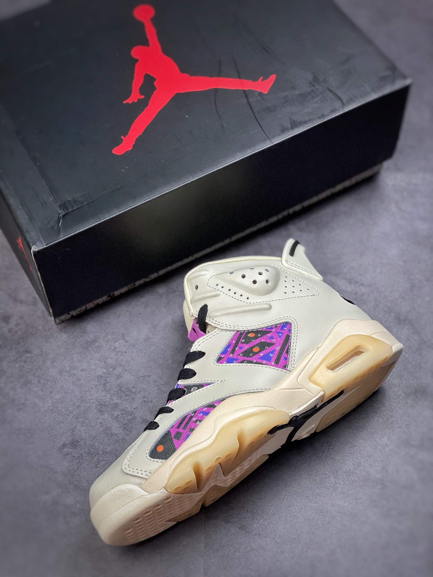 280 Air Jordan 6 Retro 卡其紫  CZ4152-101