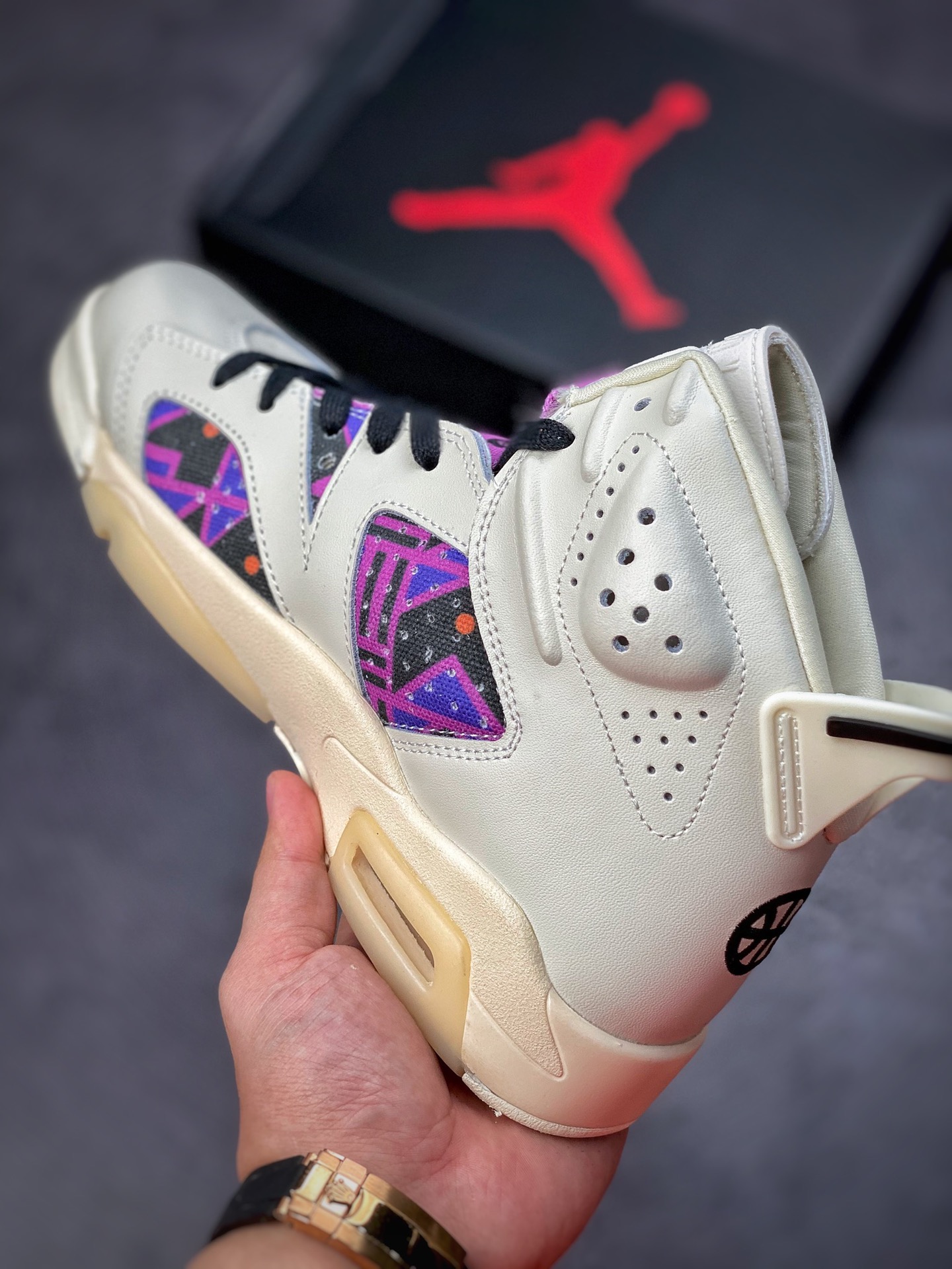 280 Air Jordan 6 Retro 卡其紫  CZ4152-101