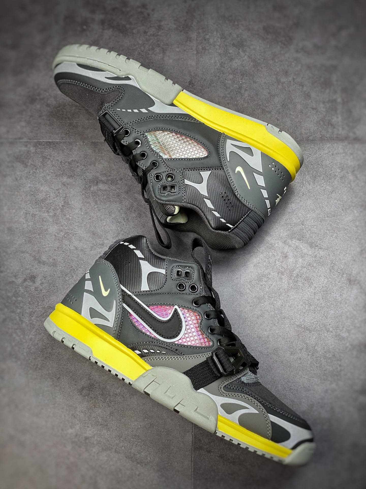 260 Nike Air Trainer 1 SP  复古休闲篮球鞋 男子运动鞋 DH7338-001