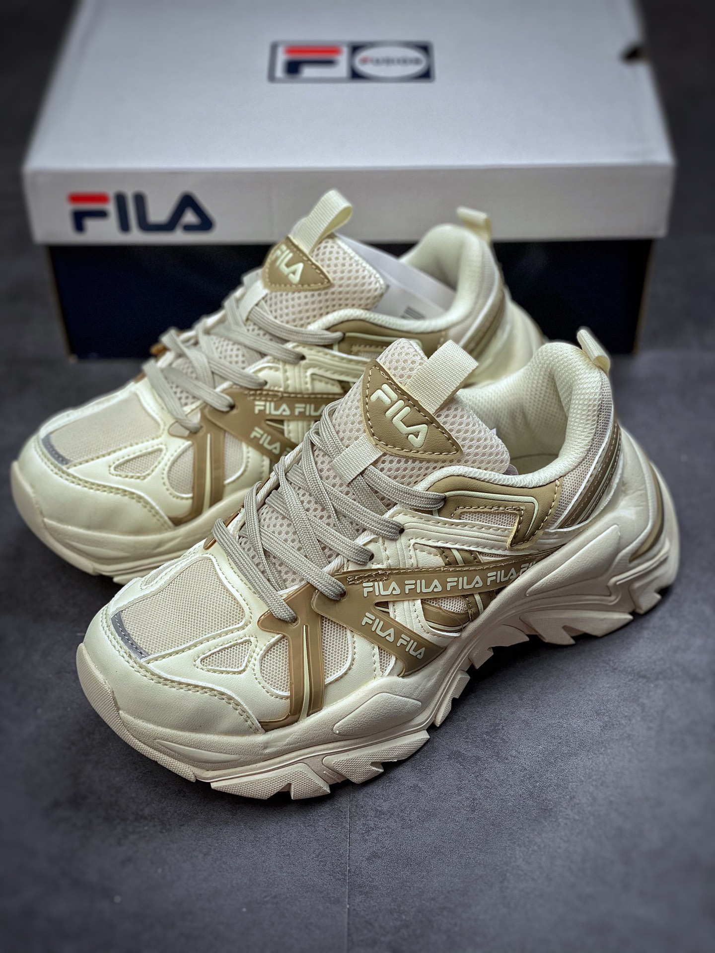 200 意式运动美学斐乐Fila Sport Interaction 交叉鱼刺系列5RM01577-108