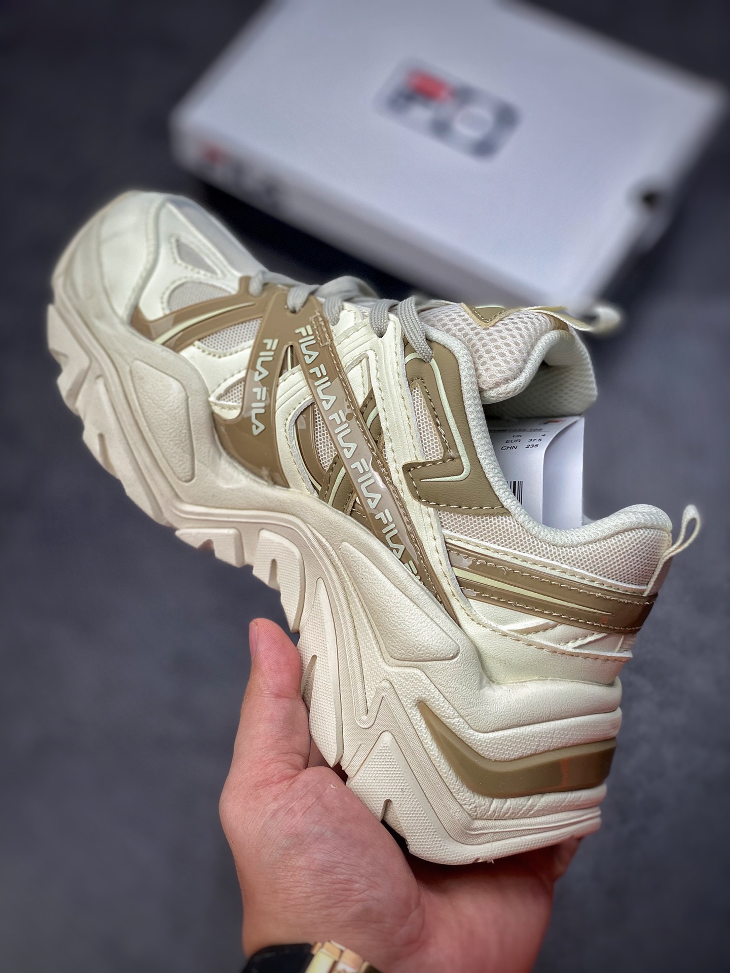 200 意式运动美学斐乐Fila Sport Interaction 交叉鱼刺系列5RM01577-108