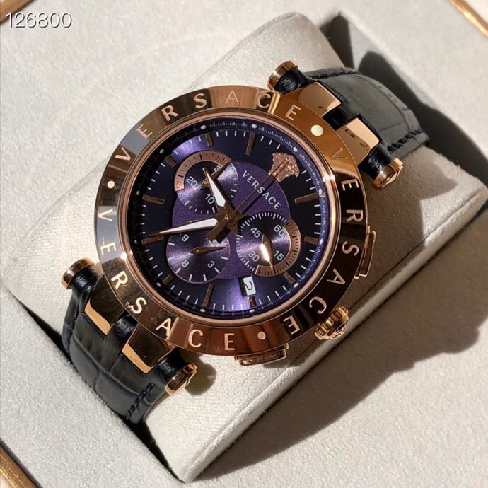 Часы Versace