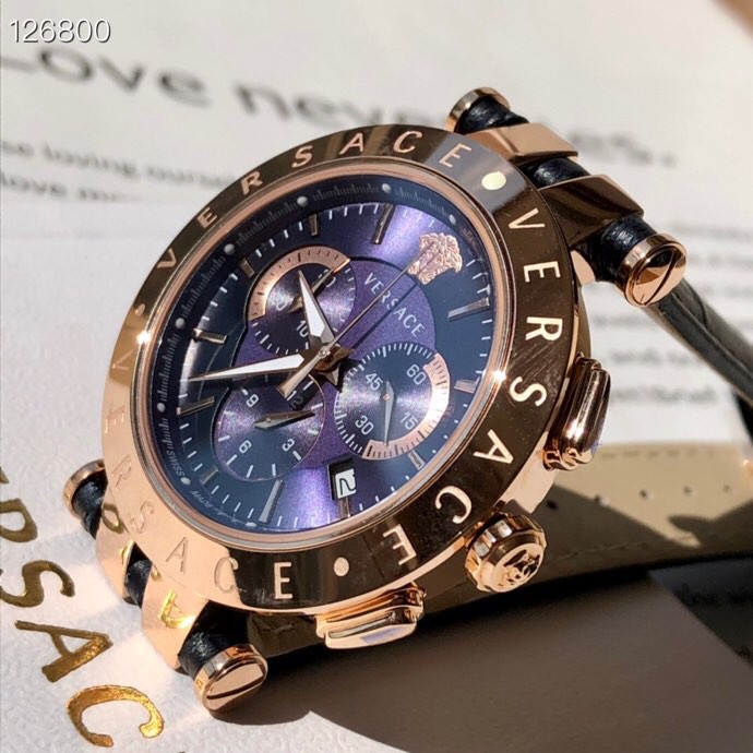 Часы Versace