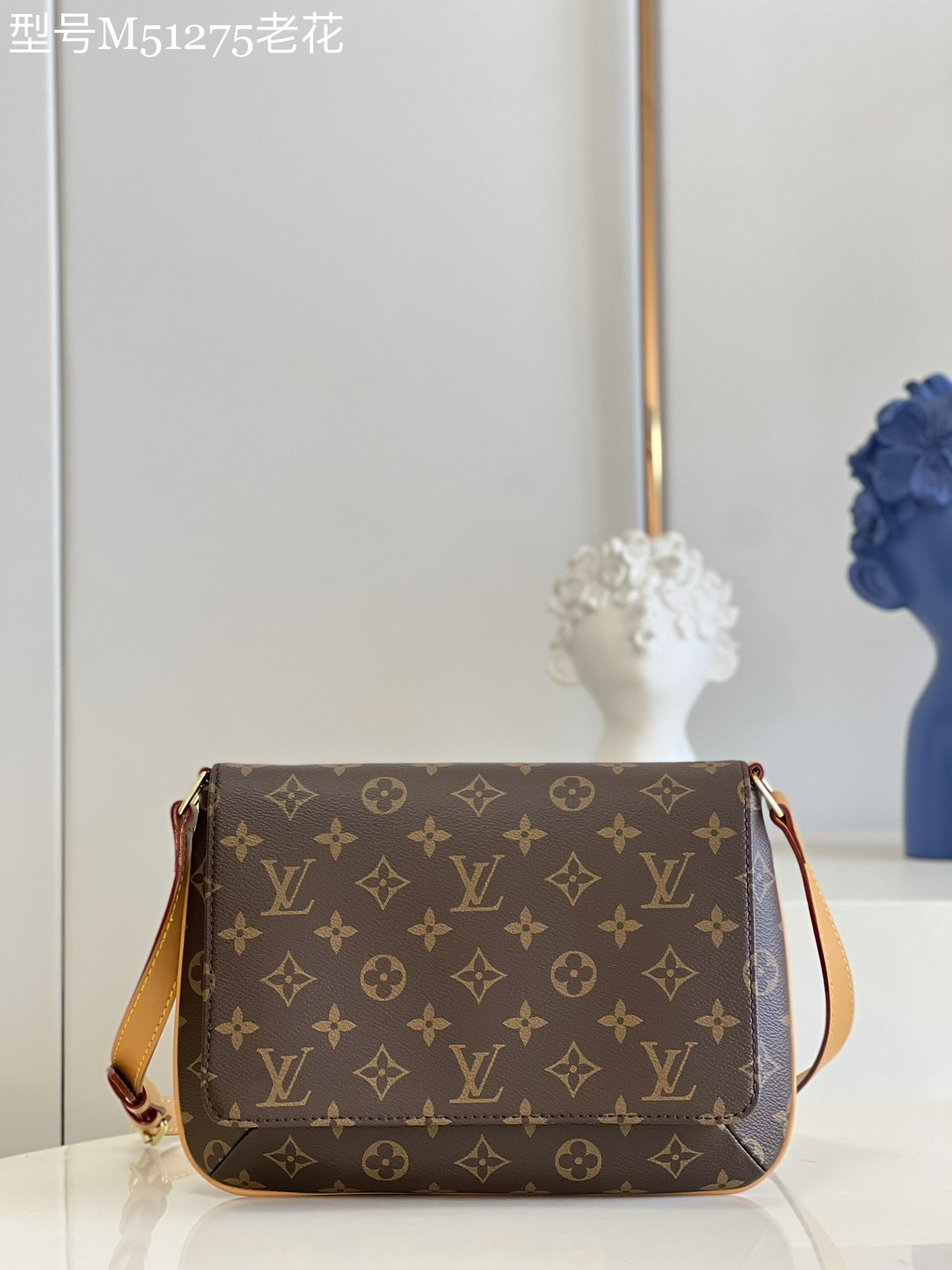 NO:399044,【Exclusive real photo of M51257 presbyterian】Middle-old shoulder bag inspired by the retro details of Louis Vuitton Archives, and the bright liner tone adds more lively and vivid to the Monogram classic canvas. The size is just right, the size is absolutely suitable, the length of the shoulder straps that can be adjusted. It doesn’t choose the season and the versatile item that does not choose the clothes, size25 x 22x4 cm xs.,LV【original leather】,louis vuitton,louis vuitton,shoulder bags19860909【独家实拍M51257老花】中古单肩包 灵感源自路易.威登档案馆的复古细节, 明快的内衬色调为 Monogram 经典帆布增加了更多活泼生动之感. 大小刚刚好,尺寸绝对太合适,可调节长度的肩带 不挑季节 不挑衣服的百搭单品,size25 x 22x4 cm xs.,LV【原厂皮】,louis vuitton,louis vuitton,shoulder bags,Bag