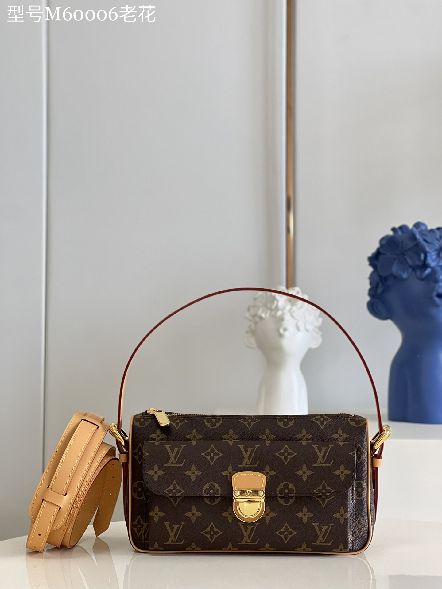 NO:399041,【Exclusive real photo M60006 old flower】Middle crossbody made of Damier canvas, with spacious interior space and a covered outer bag. Damier canvas bag body, off-white microfiber lining, glossy leather edge, bright gold accessories, zipper opening and closing Inner patch pocket, crotch-connecting outer pocket with hanging cover and lock opening and closing Shoulder back type Shoulder straps with shoulder pads, adjustable length, with length and short shoulder straps, single shoulder crossbody, free switching size 27*10*15cm (length*width*height) xs.,LV [original leather],louis vuitton19860909【独家实拍 M60006老花】中古斜挎 以 Damier帆布制造,内部空间宽敞,设有一个有盖外袋.Damier帆布袋身,米白色微纤维衬里,光面皮革包边 亮金色配件 拉链开合 内贴袋 接裆式外口袋以垂盖配按锁开合 肩背式 肩带设有肩垫,可调整长度 配长短双肩带 单肩 斜挎 可自由切换 尺寸27*10*15cm(长*宽*高) xs.,LV【原厂皮】,louis vuitton,Bag