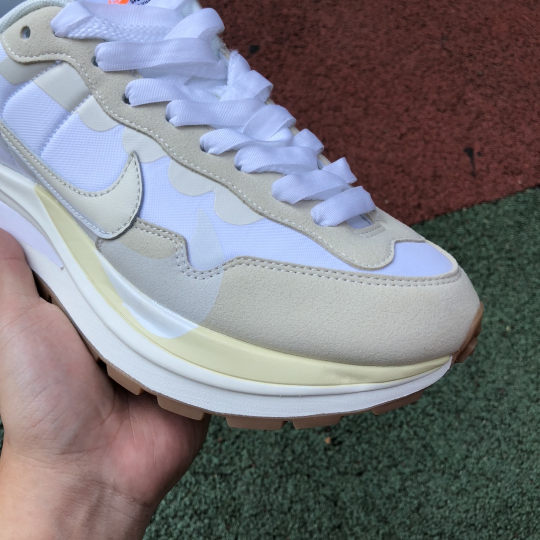 360  Nike Vaporwaffle x Sacai联名 白生姜 跑鞋DD1875-100