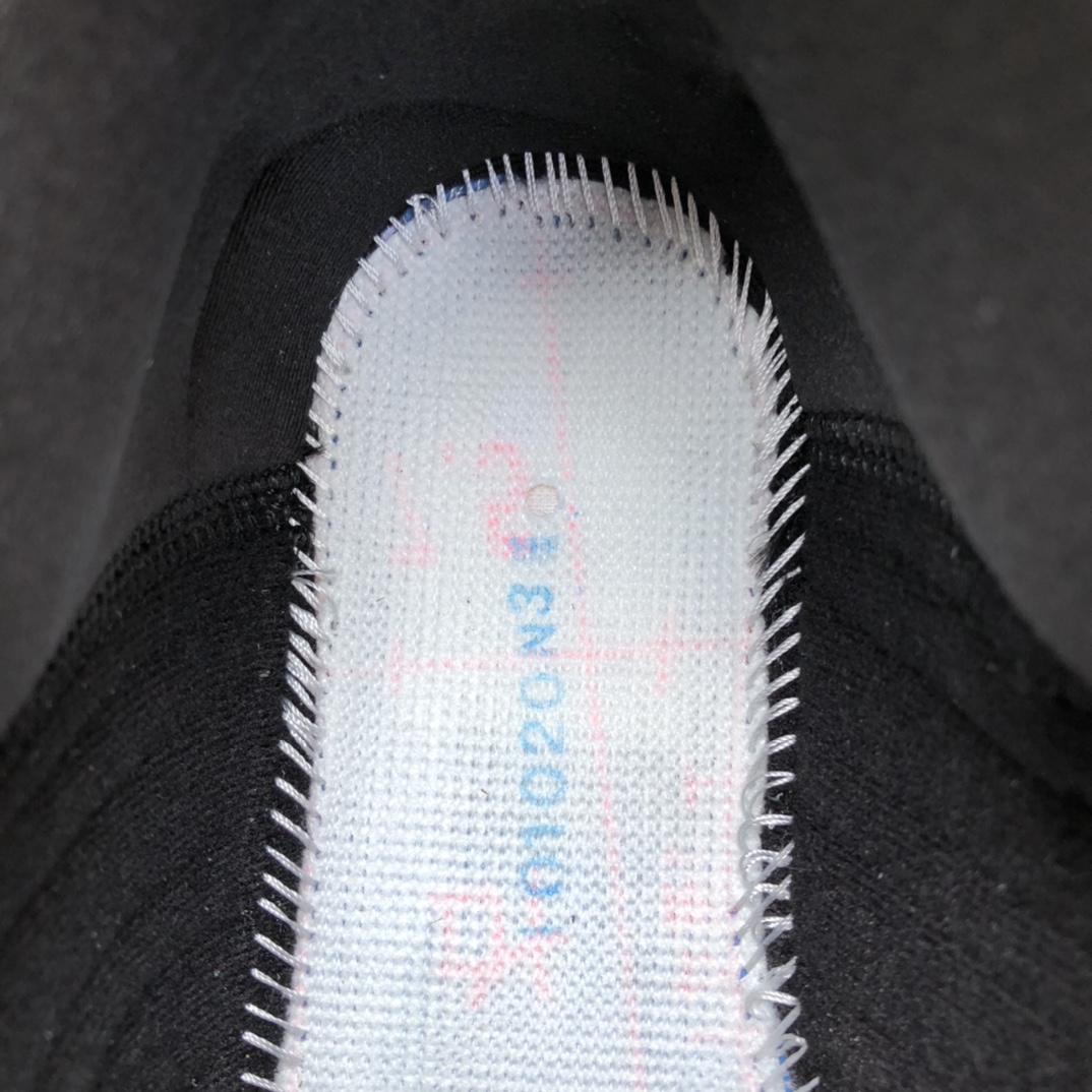 530  Air Jordan 13 “Black/University Blue” DJ5982-041
