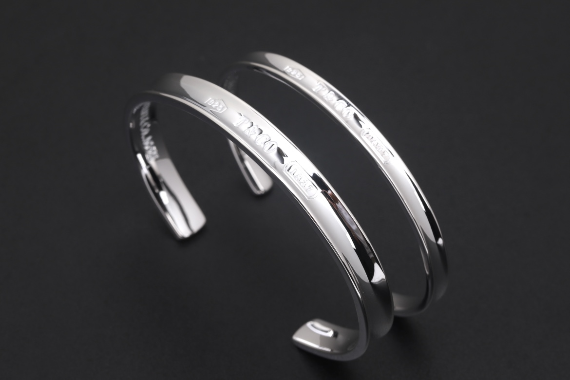 Tiffany & Co. 蒂芙尼Tiffany 1837光面情侣同款手镯