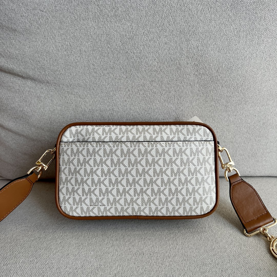 Michael Kors 老花白拼棕，、MK2022新款Bradshaw宽肩带相机包， 老花材料拼皮，单肩斜挎包，8个色