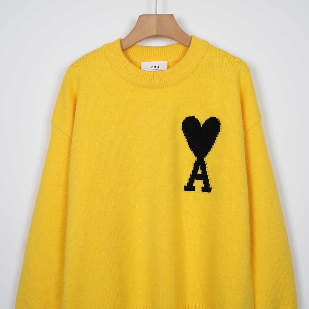 “High-End Women’s Clothing: Ami’s Classic Wool Knitting with Oversize Co-Ed Collars” - 图片 2