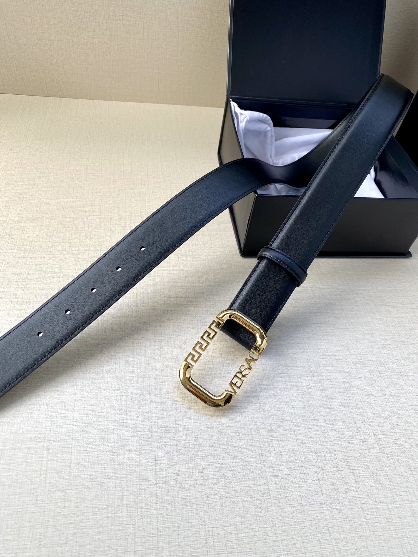 宽带3.8cmVERSACE此款腰带
