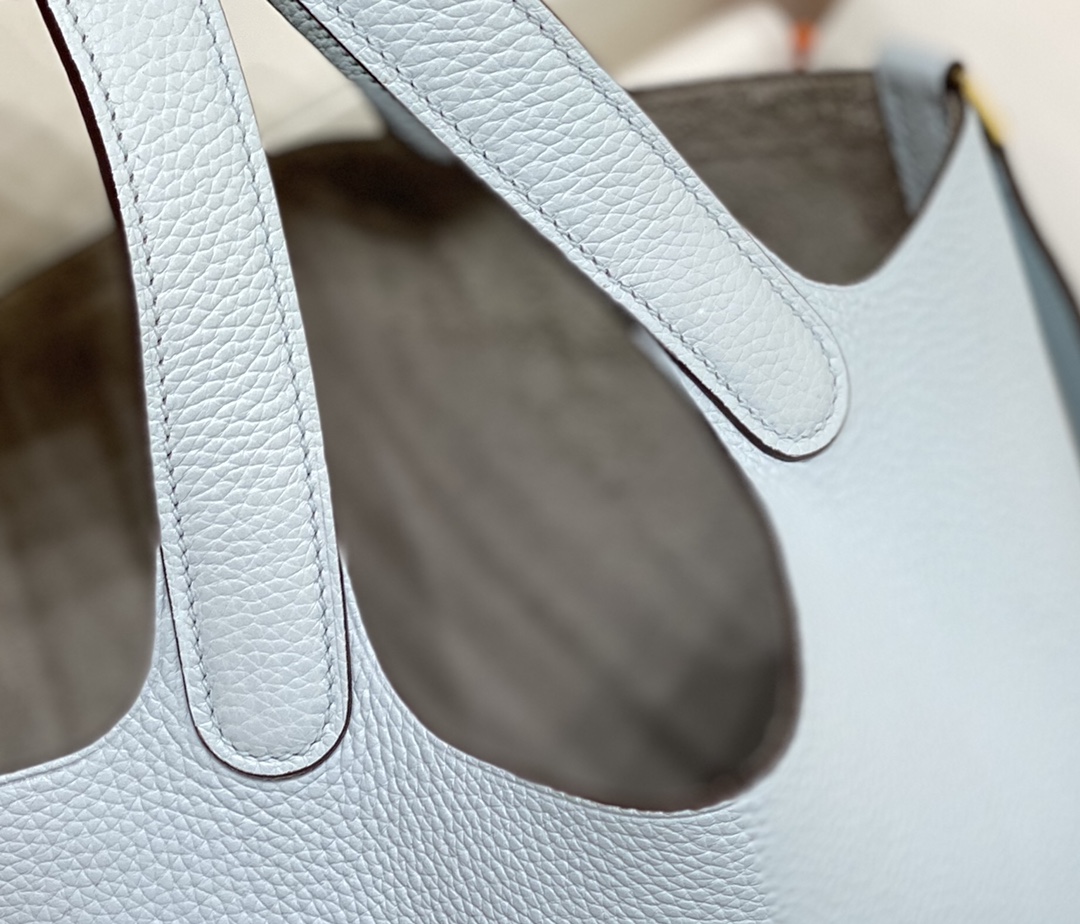 Hermes Picotin Lock 22cm Bucket Bag - Togo Leather - Blue 6 i1658500326 7091 4