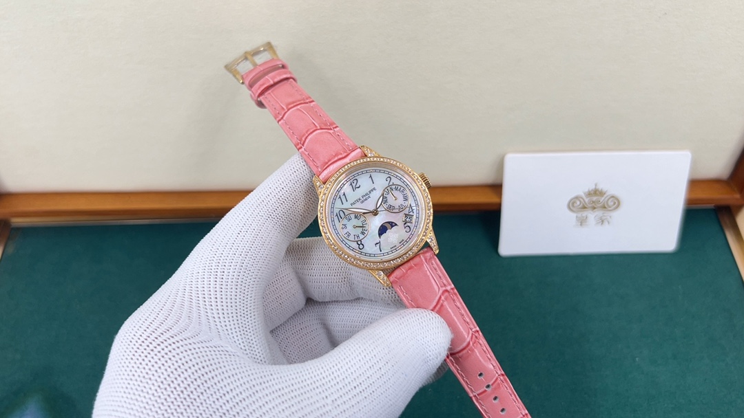 Patek Philippe 皇家 百达翡丽复杂功能，镶钻女款