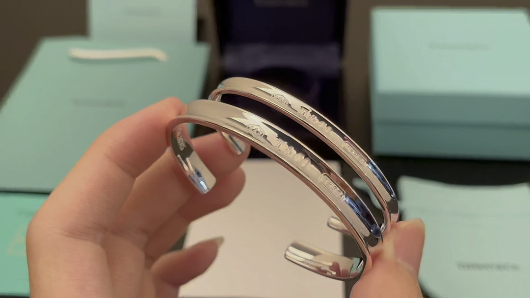 Tiffany & Co. 蒂芙尼Tiffany 1837光面情侣同款手镯
