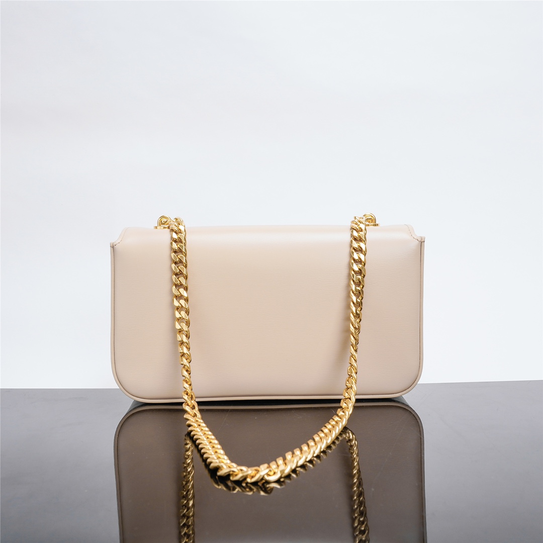 链条⛓️腋下包手搓纹小牛皮链条肩背包8 X 4 X 2英寸(20.5 X 10.5 X 4厘米)TRIO