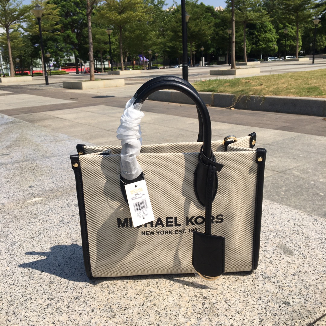 Michael Kors ～mk新款帆布配皮MIRELLA系列拖特包，尺寸：24×19×9