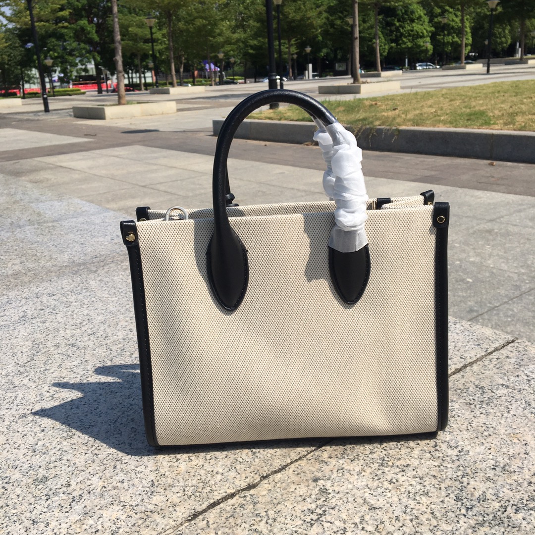 Michael Kors ～mk新款帆布配皮MIRELLA系列拖特包，尺寸：24×19×9