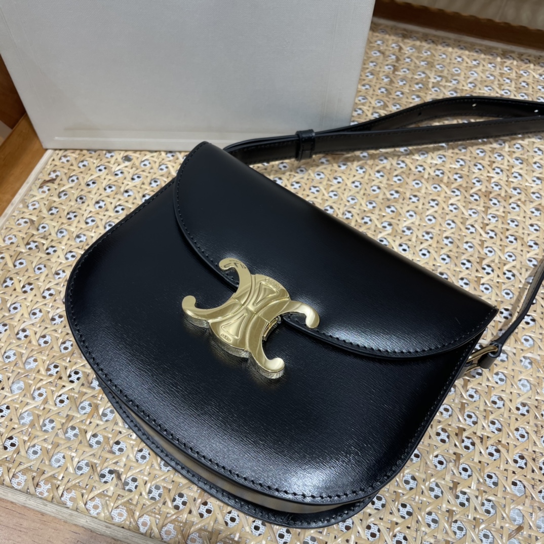 CELINE TEEN BESACE TRIOMPHE 18.5CM BAG 110413黑色