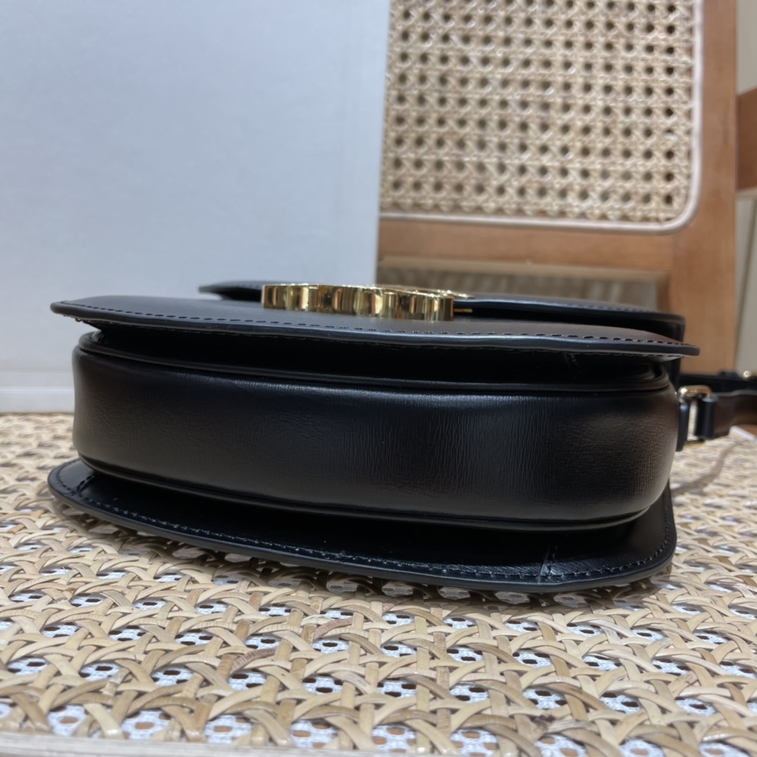 CELINE TEEN BESACE TRIOMPHE 18.5CM BAG 110413黑色