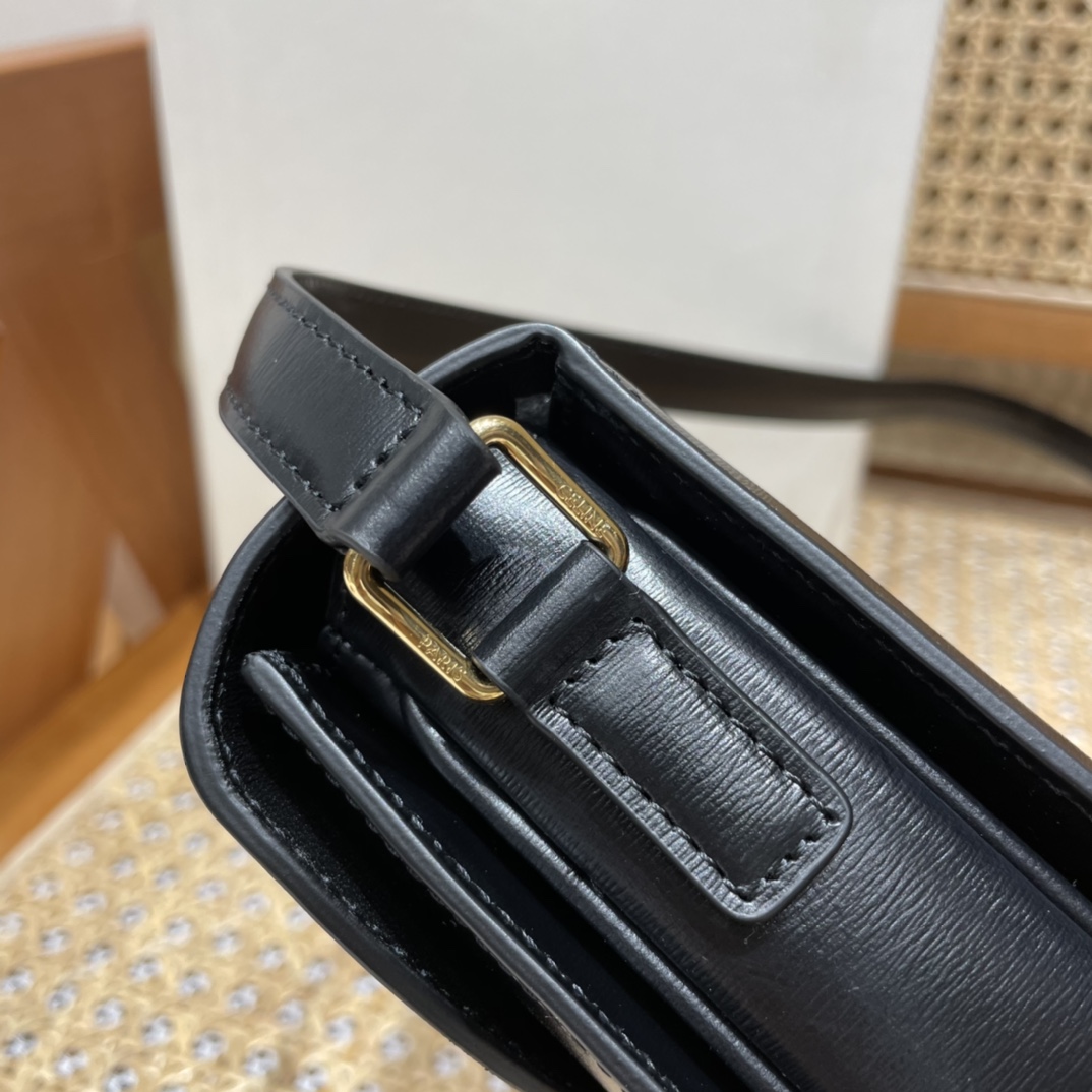 CELINE TEEN BESACE TRIOMPHE 18.5CM BAG 110413黑色