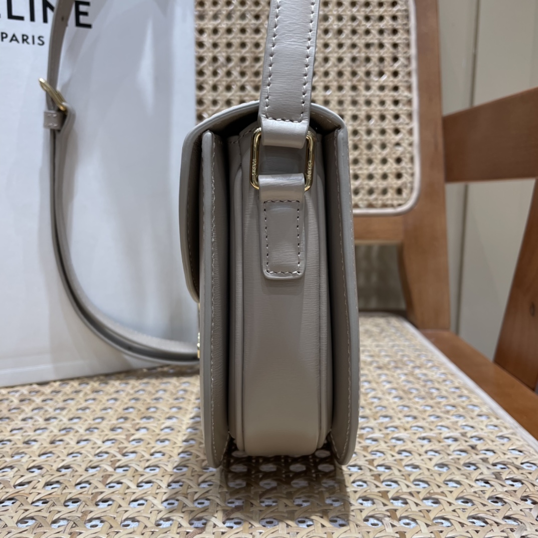 CELINE TEEN BESACE TRIOMPHE 18.5CM BAG 110413裸色