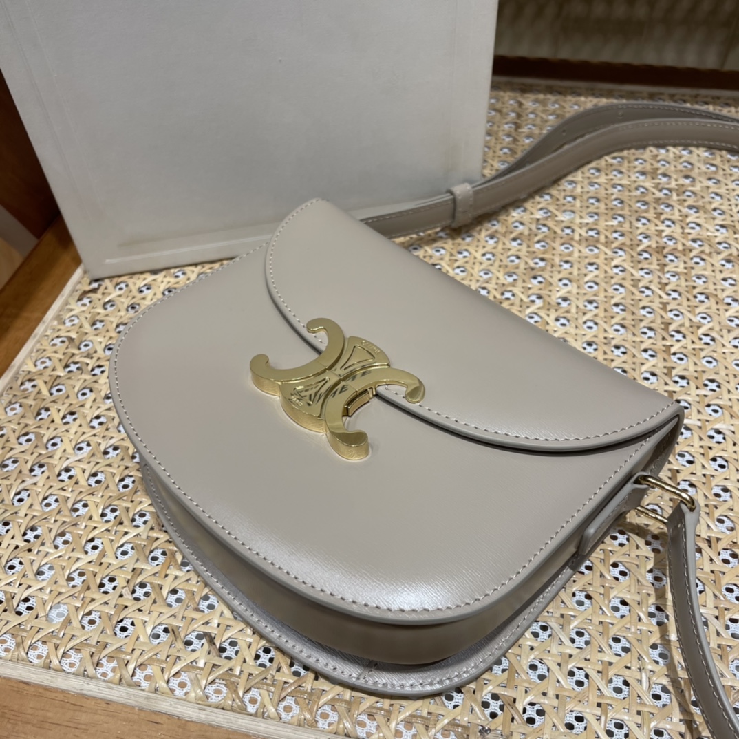 CELINE TEEN BESACE TRIOMPHE 18.5CM BAG 110413裸色