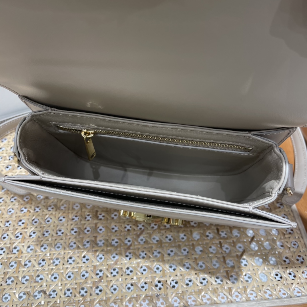 CELINE TEEN BESACE TRIOMPHE 18.5CM BAG 110413裸色