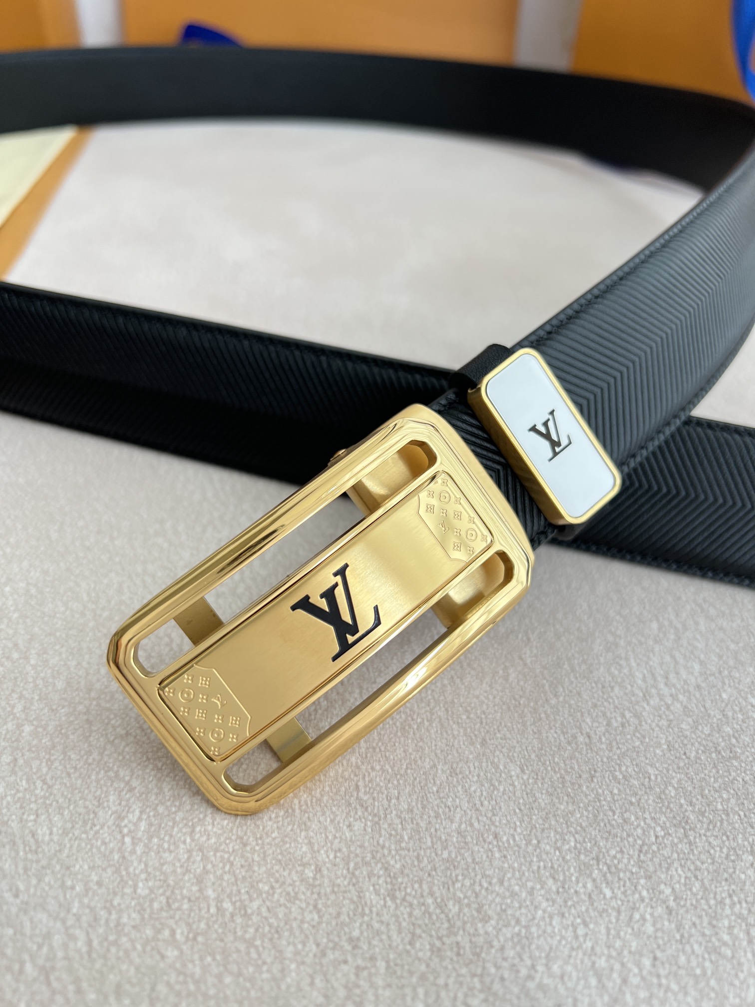 品名LV..路易..威登腰带️自动带