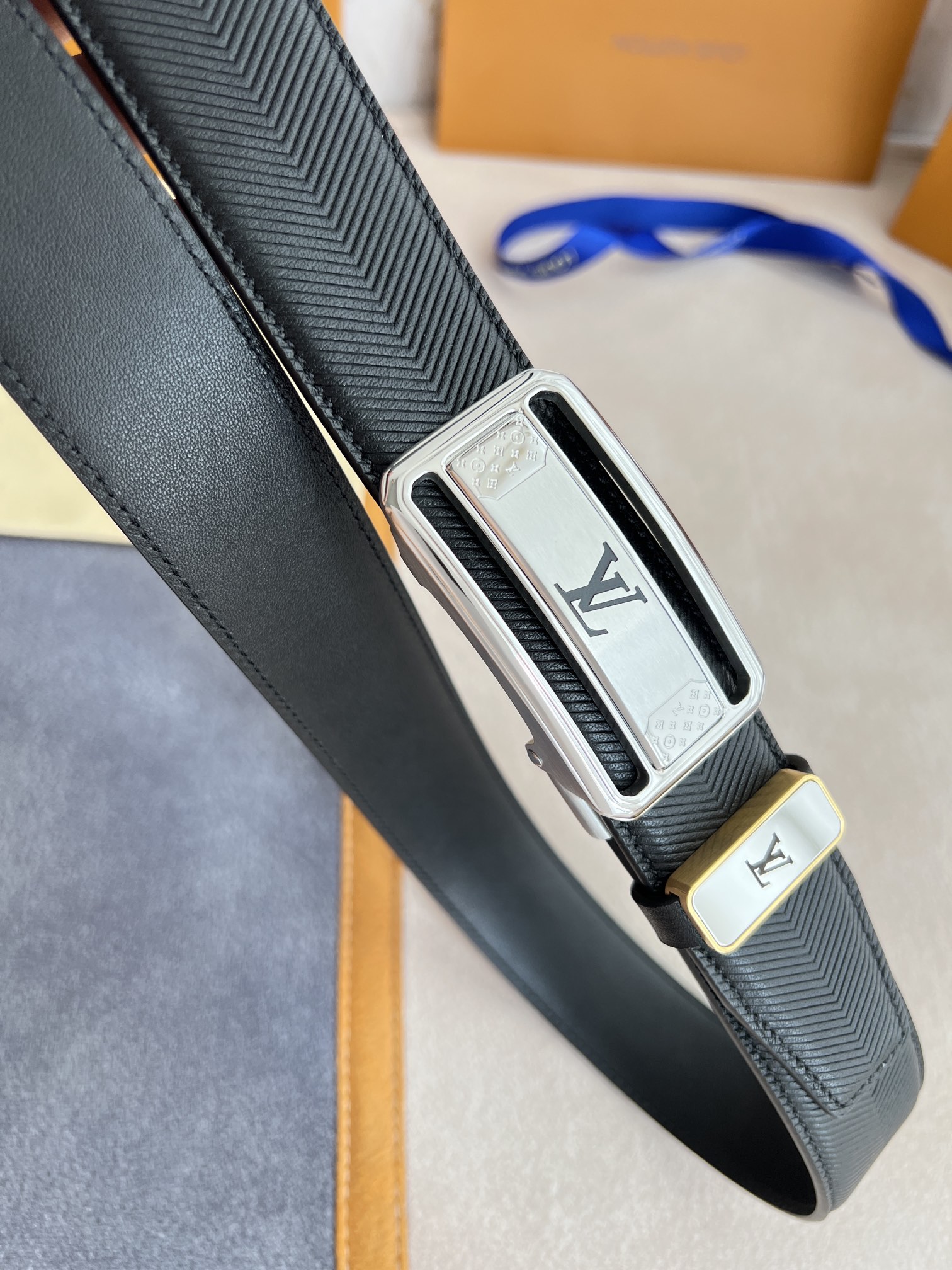 品名LV..路易..威登腰带️自动带