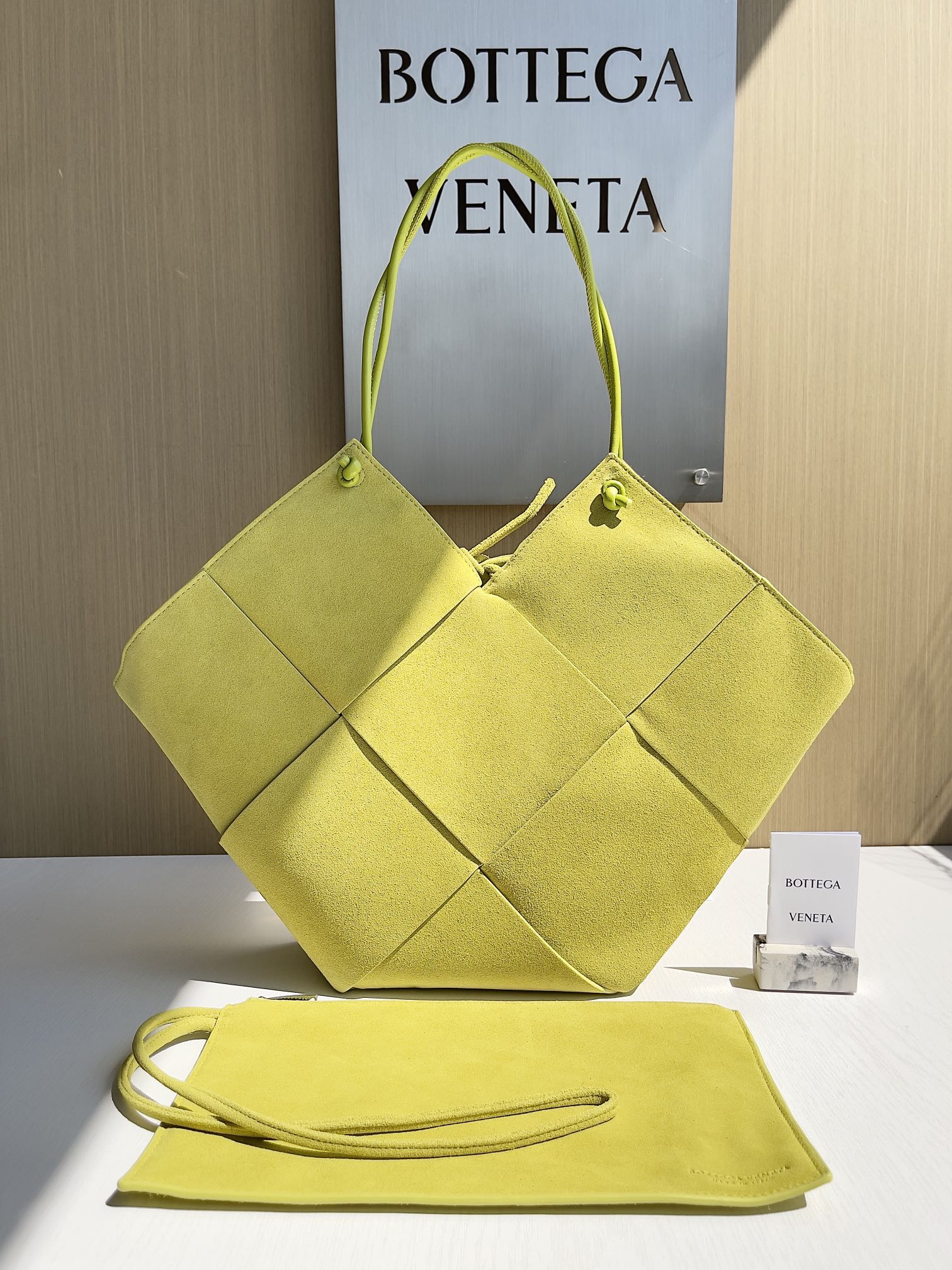 Bottega Veneta BV Intrecciato AAA+
 Handbags Tote Bags Weave Chamois