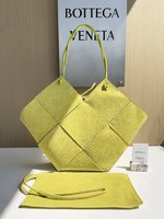 Bottega Veneta BV Intrecciato AAA+
 Handbags Tote Bags Weave Chamois