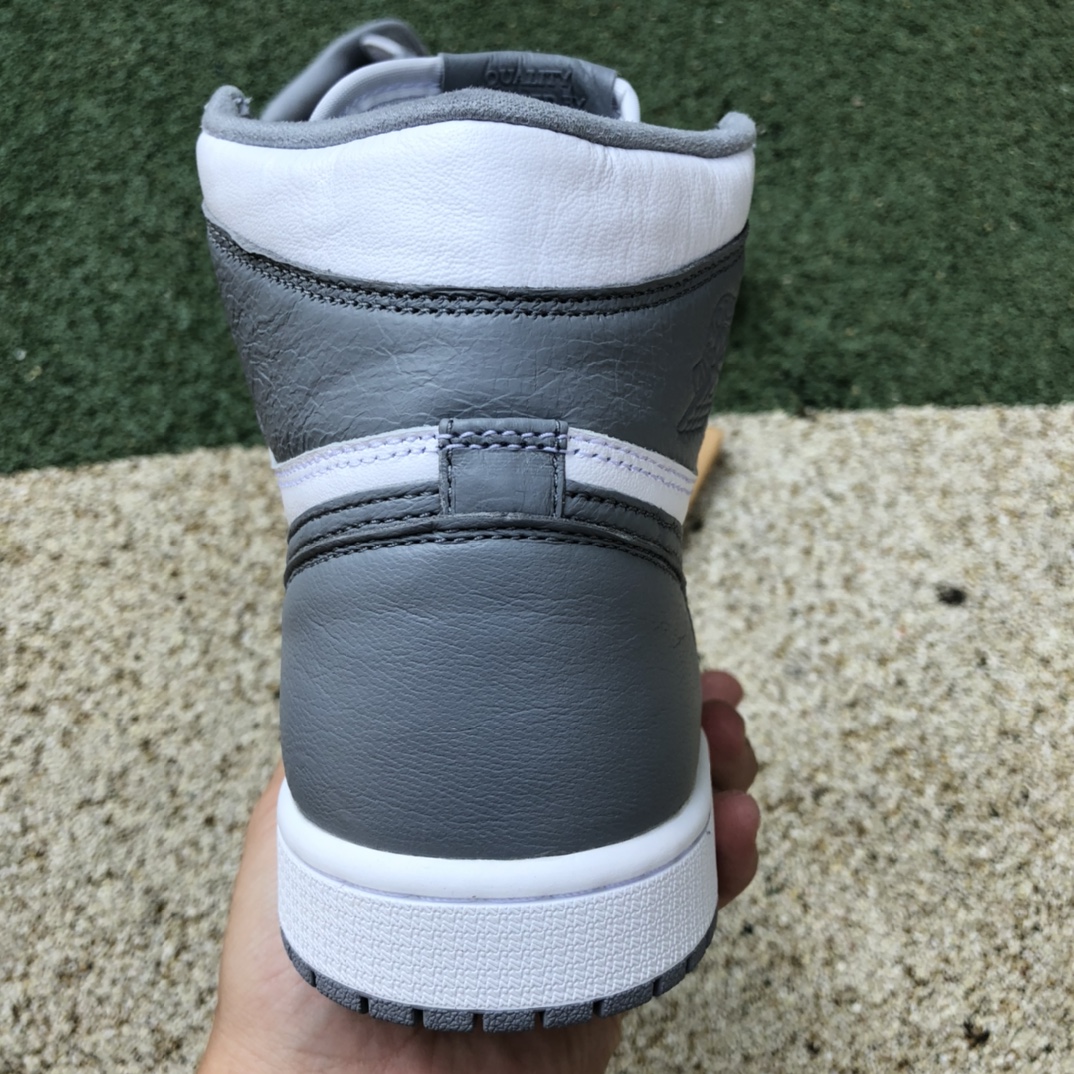 500 纯原版Air Jordan 1 High OG “Stealth”潜行 秘密 555088-037