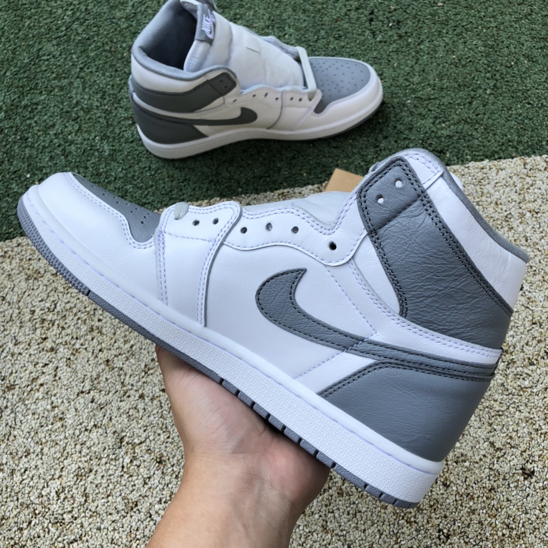 500 纯原版Air Jordan 1 High OG “Stealth”潜行 秘密 555088-037