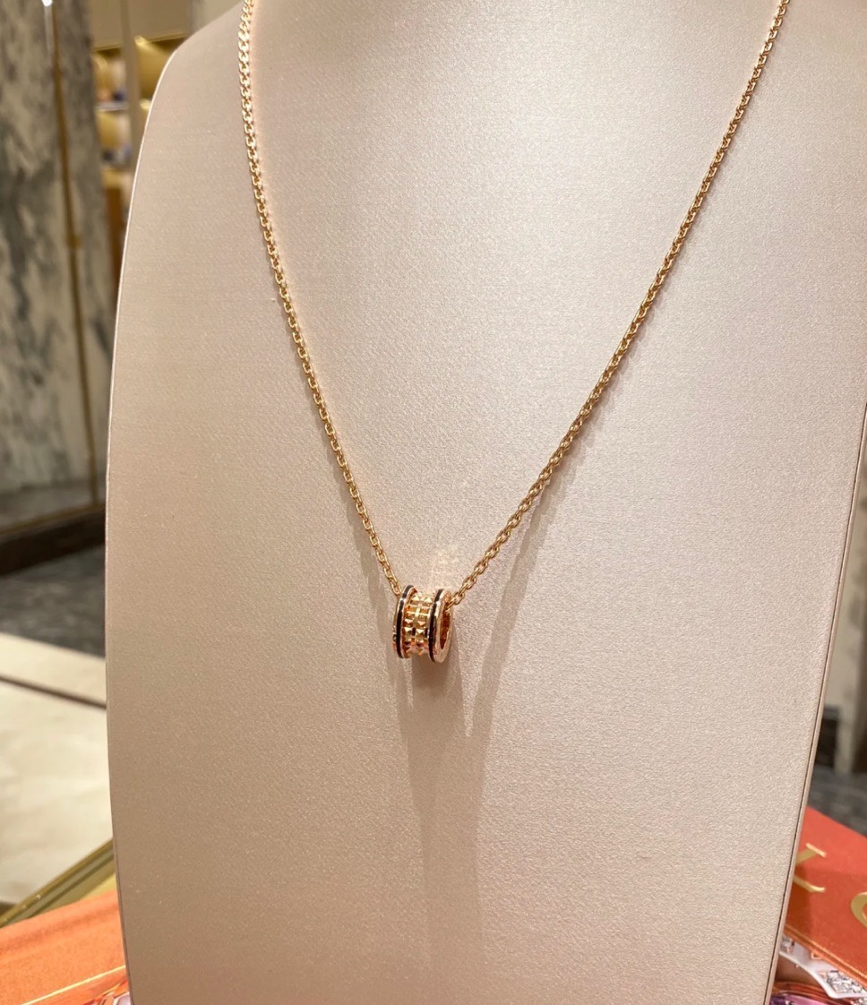 Bvlgari necklace