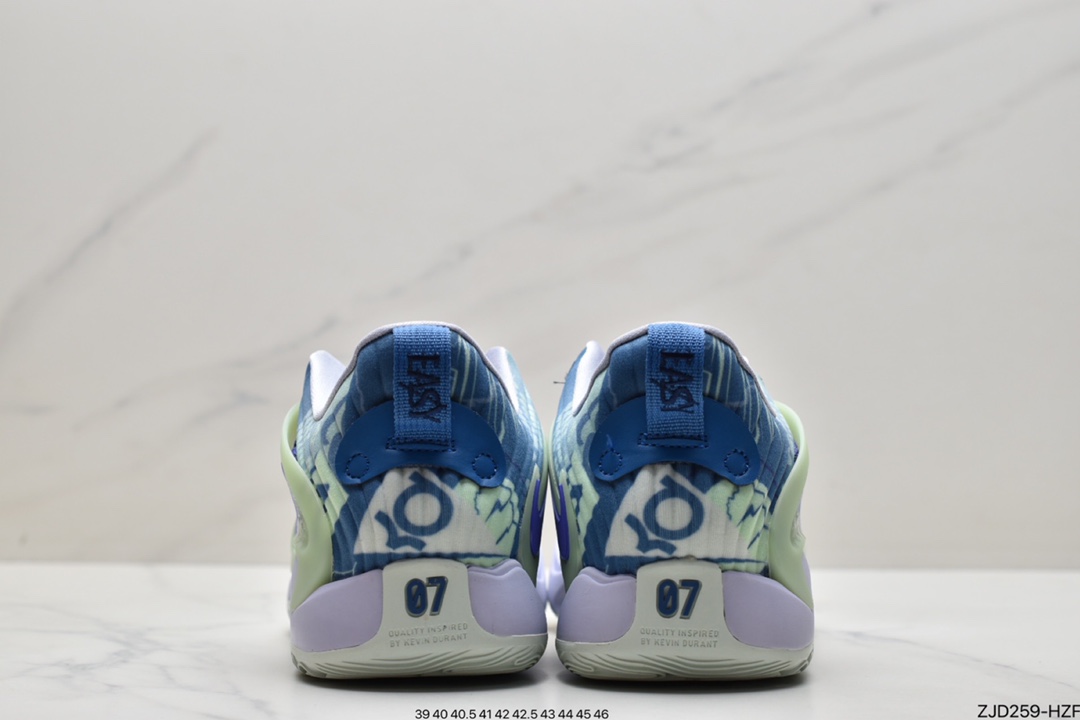 240 Nike Zoom KD15 全新的 Zoom KD 15使用了全掌DM1056-700 DM1054-700
