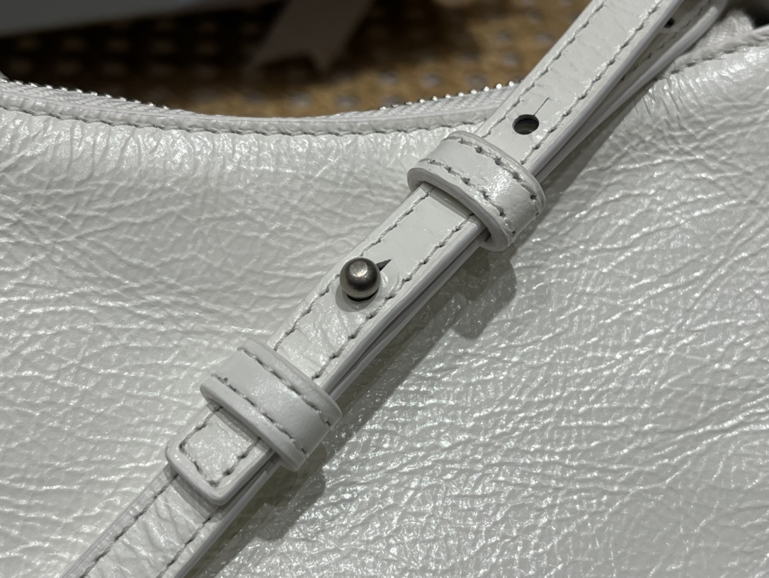 Balenciaga Le Cagole Mini 20CM 白色平纹月牙包 695814