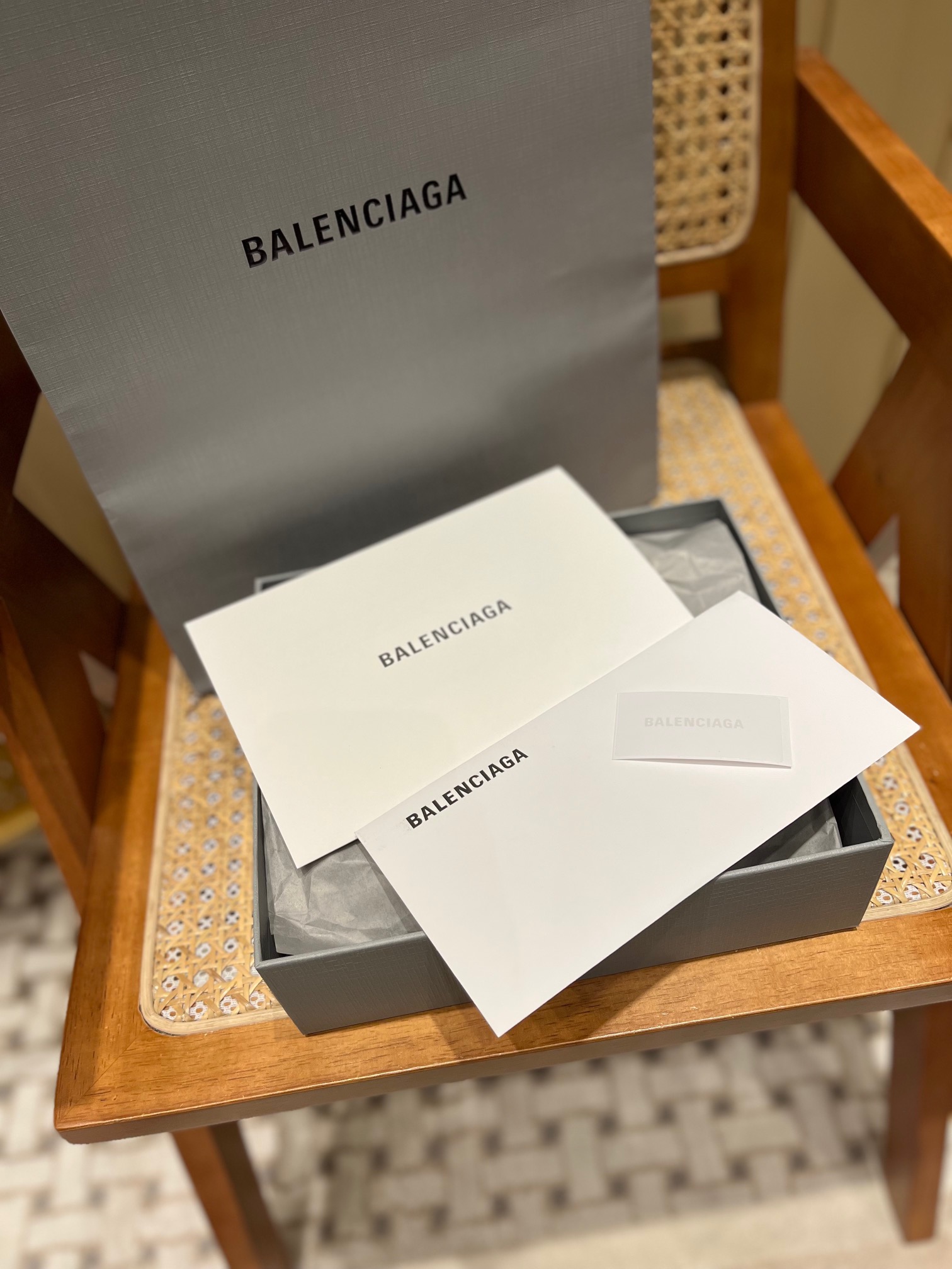 Balenciaga Le Cagole Mini 20CM 白色平纹月牙包 695814