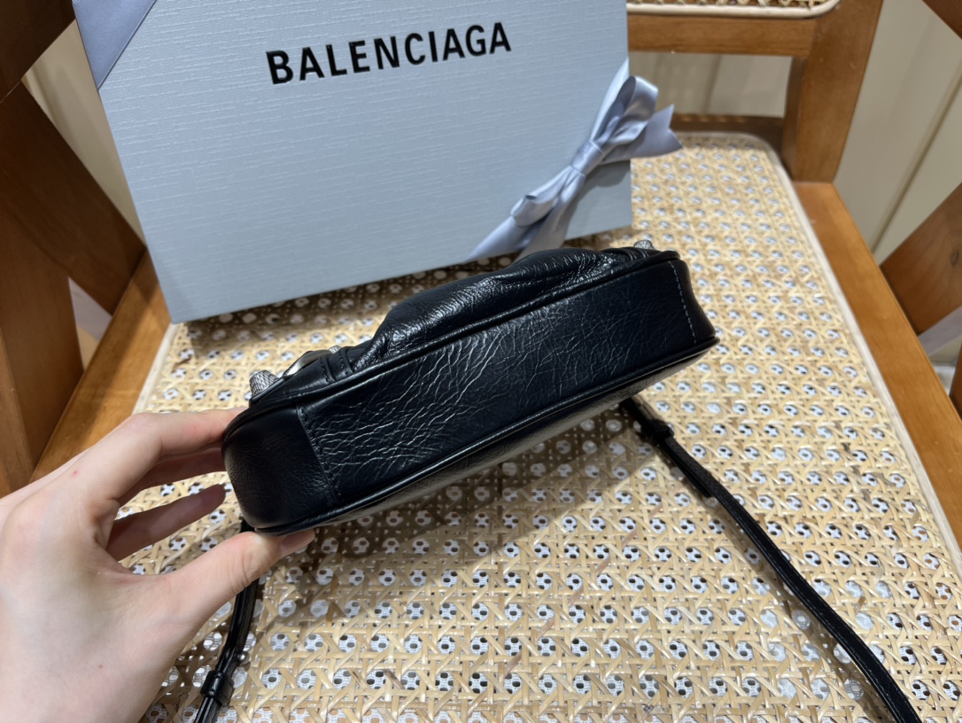 Balenciaga Le Cagole Mini 20CM 黑色平纹月牙包 695814