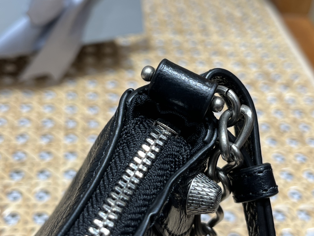 Balenciaga Le Cagole Mini 20CM 黑色平纹月牙包 695814