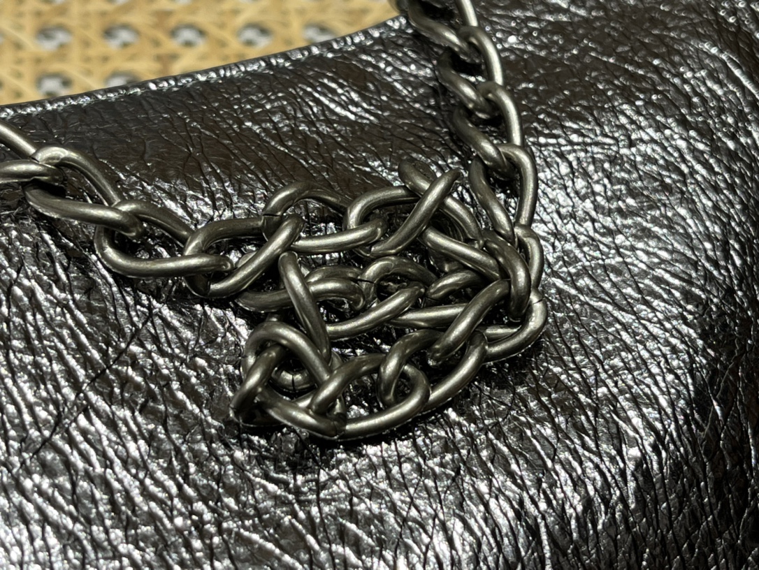 Balenciaga Le Cagole Mini 20CM 古银色平纹月牙包 695814