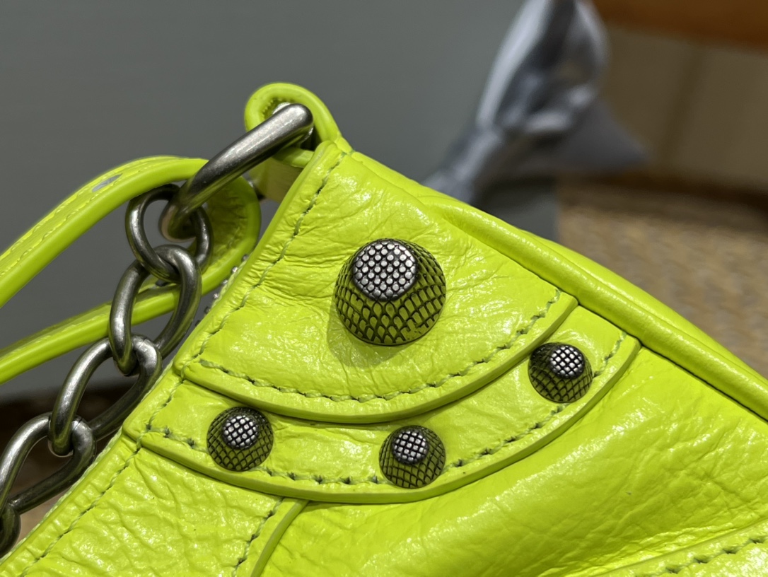 Balenciaga Le Cagole Mini 20CM 荧光黄平纹月牙包 695814