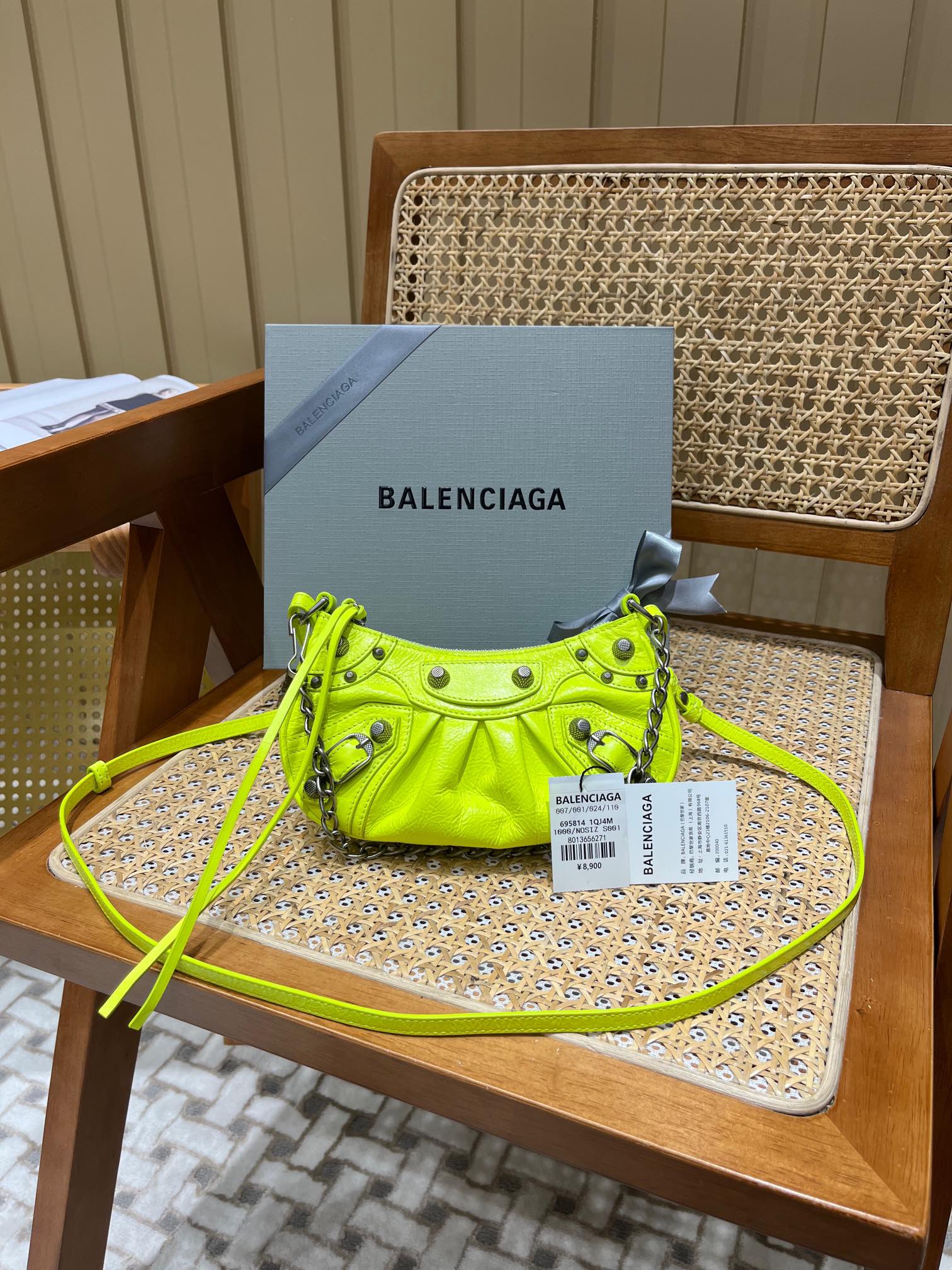 Balenciaga Le Cagole Mini 20CM 荧光黄平纹月牙包 695814