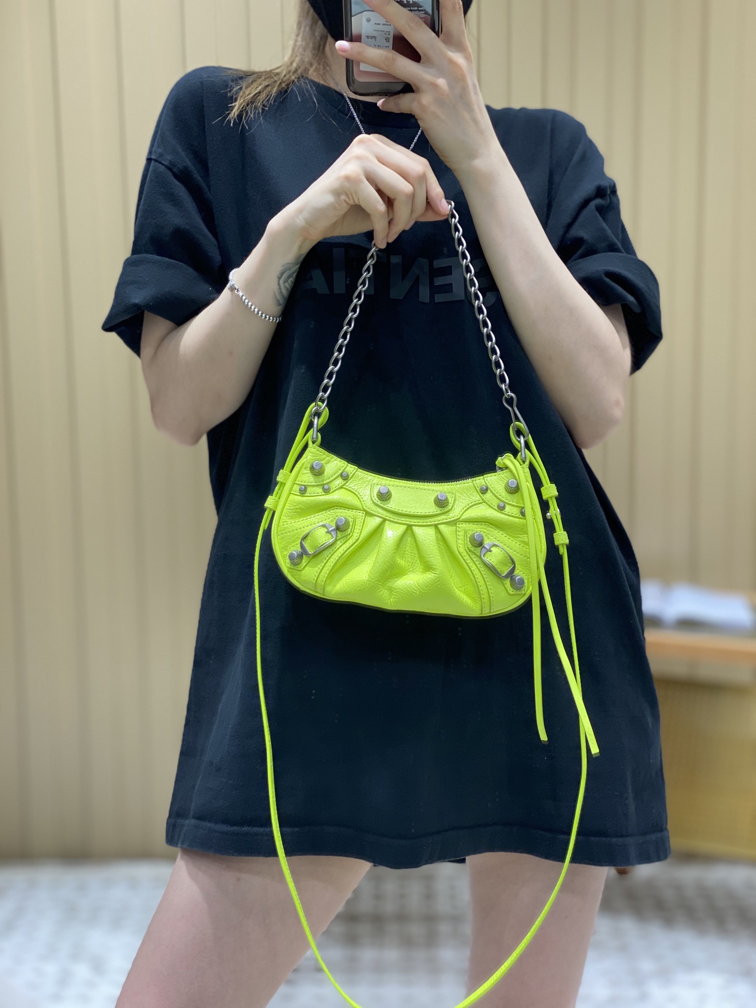 Balenciaga Le Cagole Mini 20CM 荧光黄平纹月牙包 695814