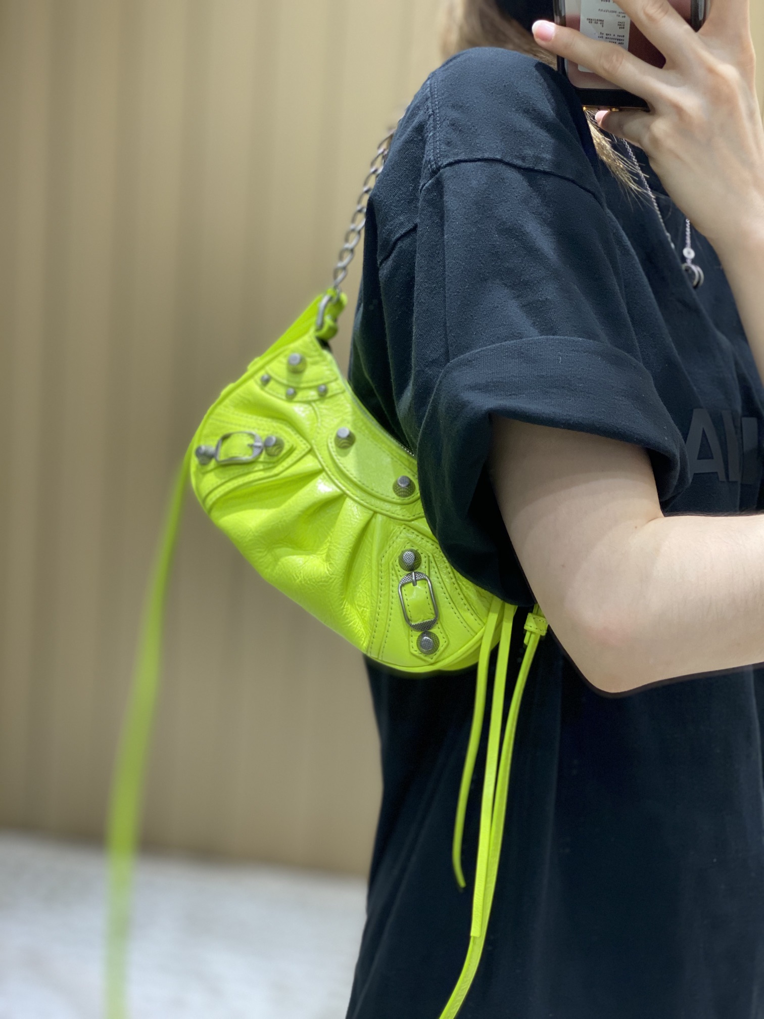 Balenciaga Le Cagole Mini 20CM 荧光黄平纹月牙包 695814